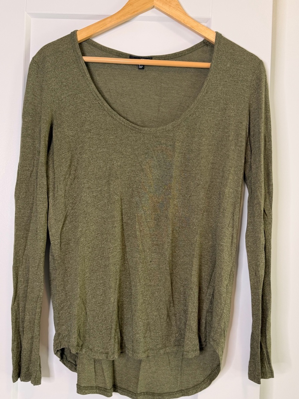 Wilfred Olive Green Long-Sleeve Scoop Neck Top
